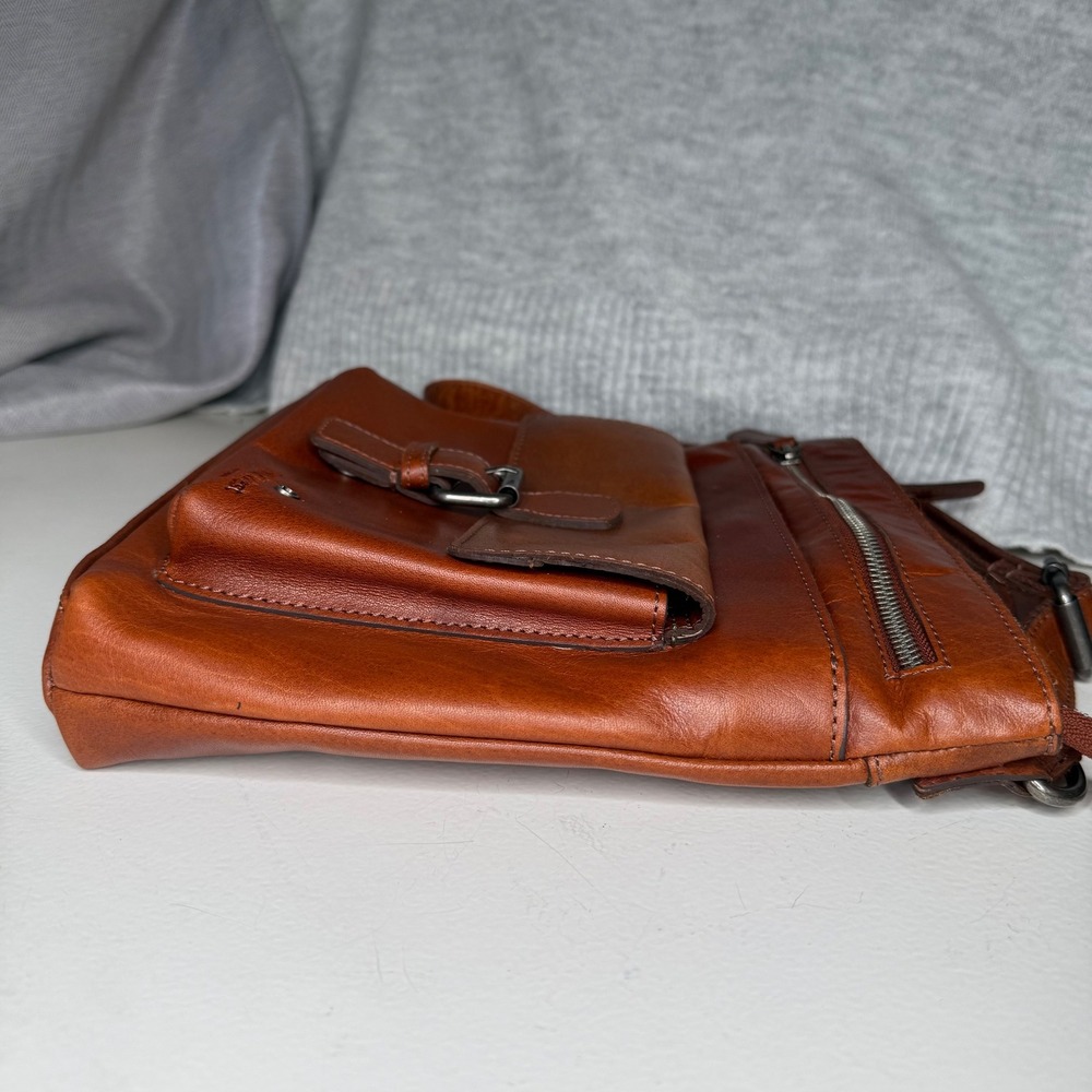 Wild West Leather Crossbody Bag Tan Buckle Flap Zip Pockets Adjustable Strap - Picture 11 of 16